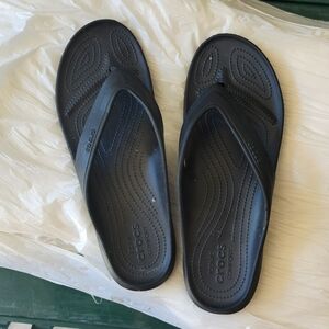 New Crocs flip flop men's size 13
